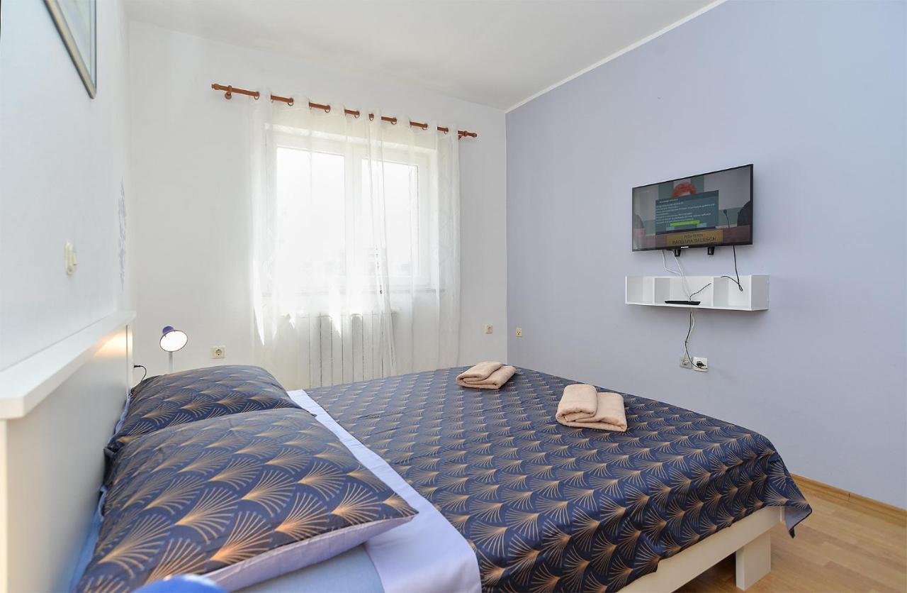 Apartments Milka 2074 Poreč Eksteriør bilde