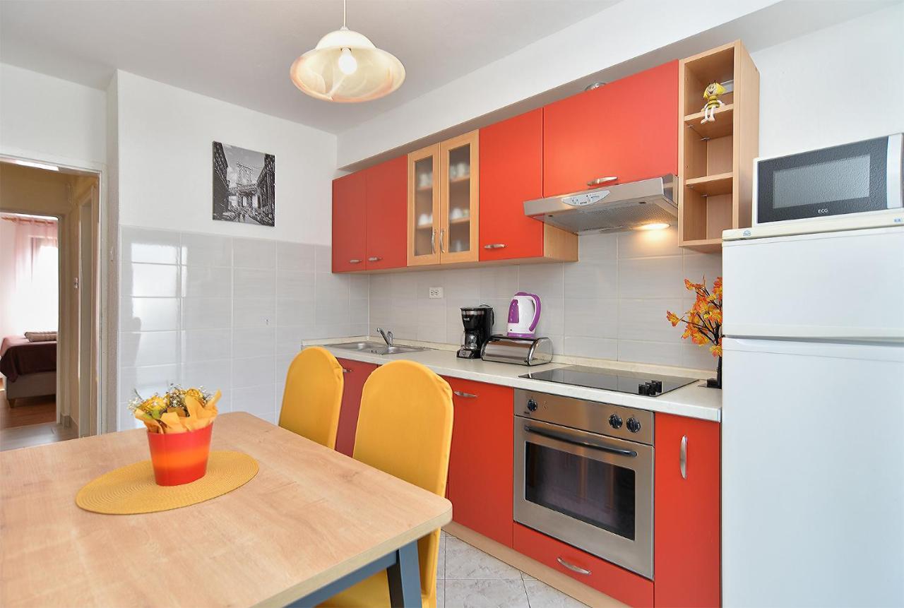 Apartments Milka 2074 Poreč Eksteriør bilde