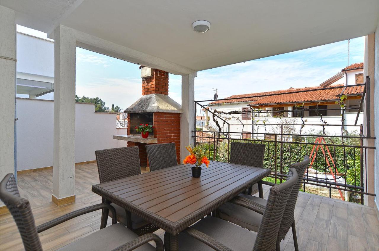 Apartments Milka 2074 Poreč Eksteriør bilde